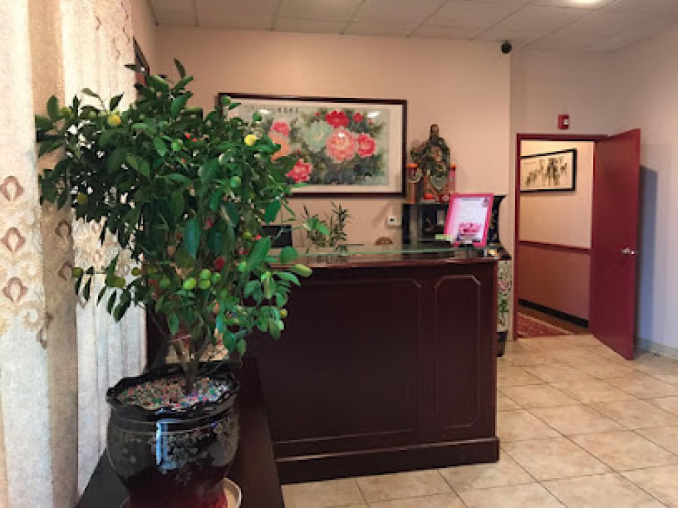 Pompton Spa photo 1