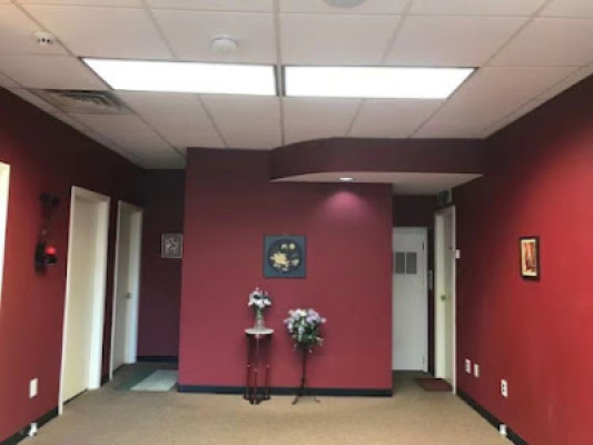 Half Moon Spa listing photo