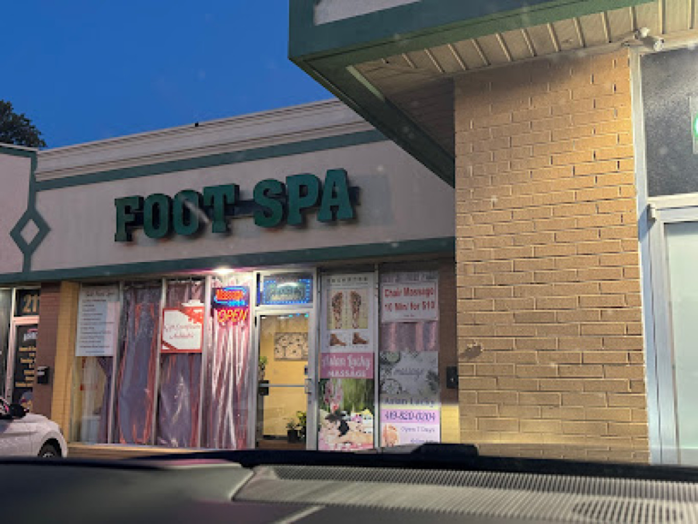 Asian Lucky Massage photo 1