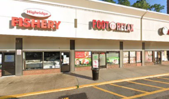 Relax Center Back & Foot Rub listing photo