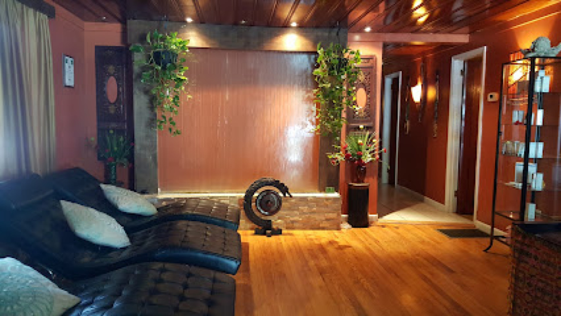 Majestic Massage & Day Spa photo 1