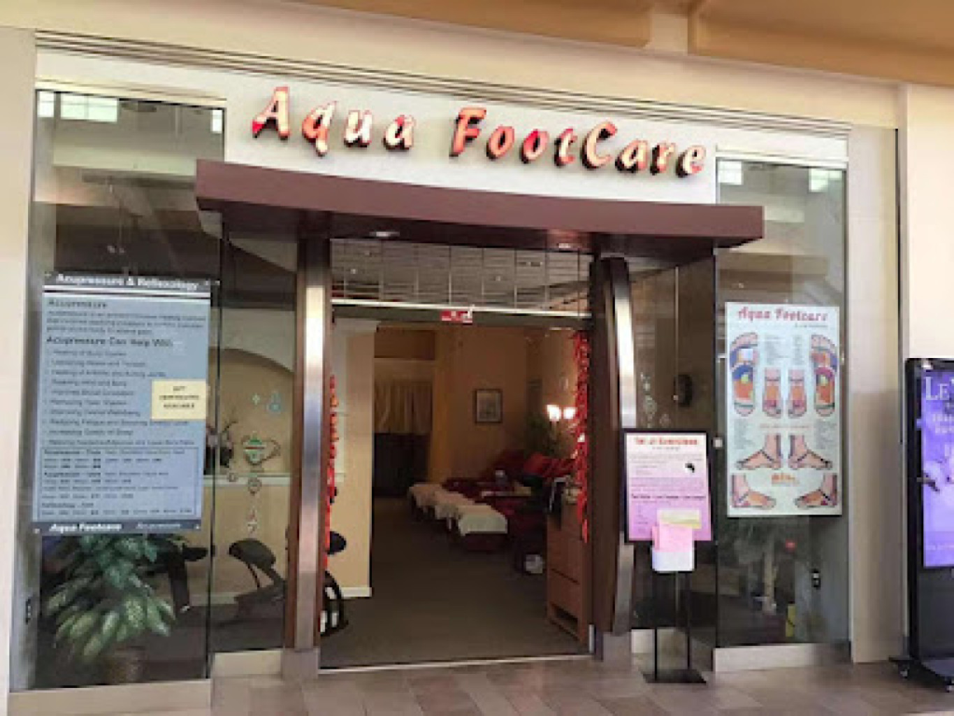 Aqua Footcare & Massage Center photo 1