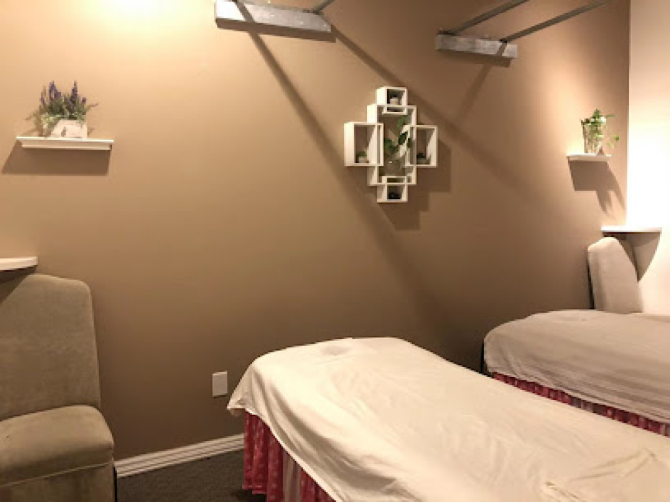 Healing Care Massage photo 1