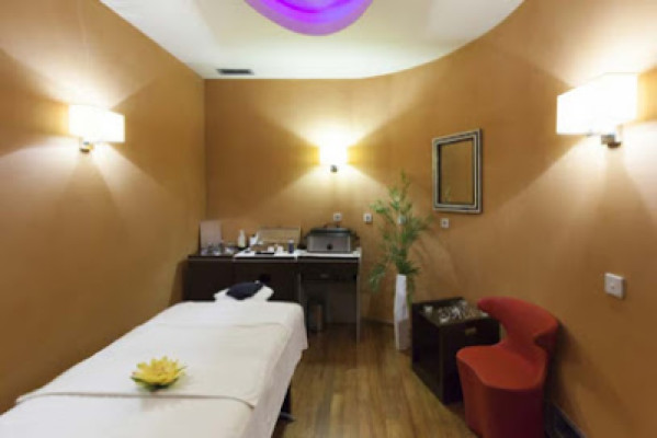 Golden Bucket SPA listing photo
