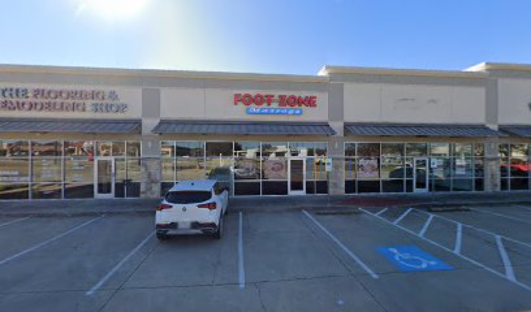 Foot Zone Foot Spa photo 1