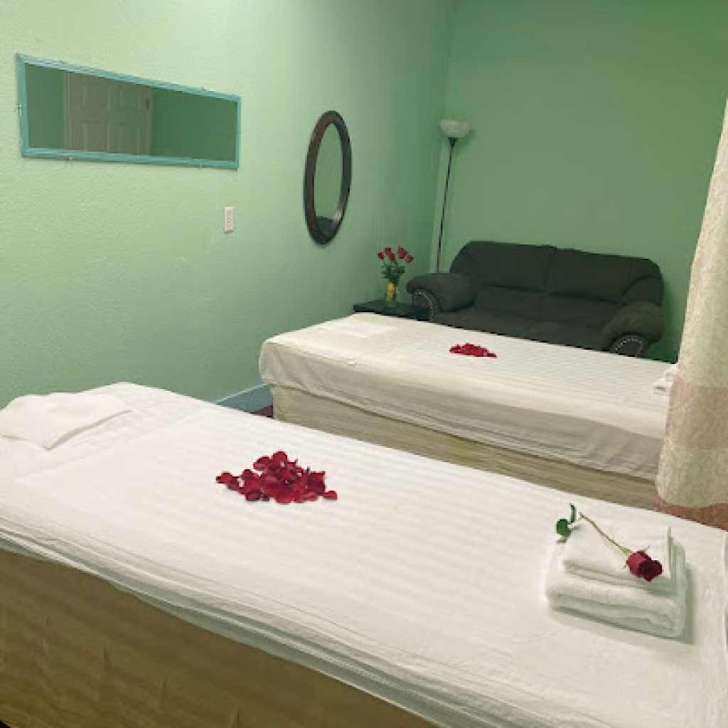 Arlington Foot Massage photo 1