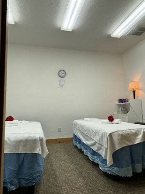 Clover Massage listing photo