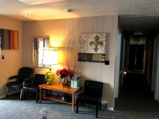 Lucky Spa listing photo