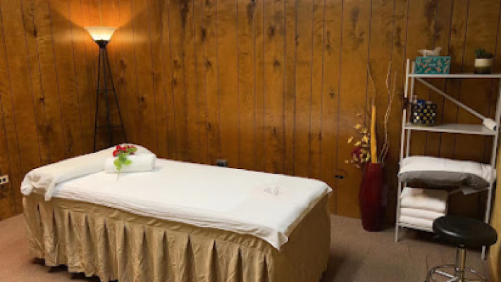 Royal Spa listing photo