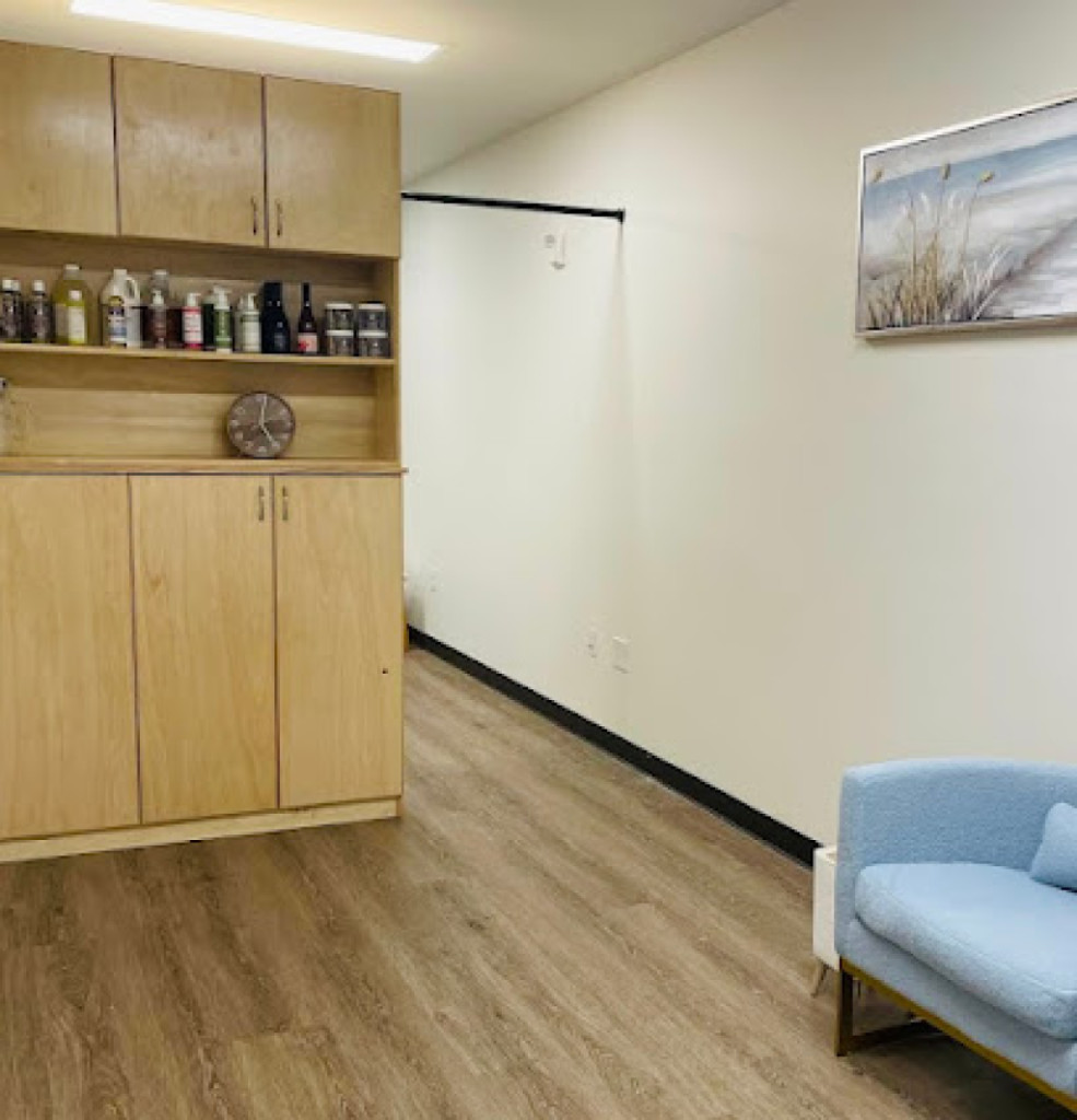 Maeve massage studio photo 1