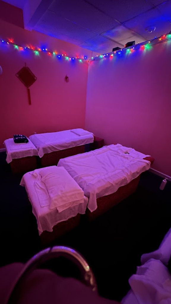 88 Foot Spa photo 1