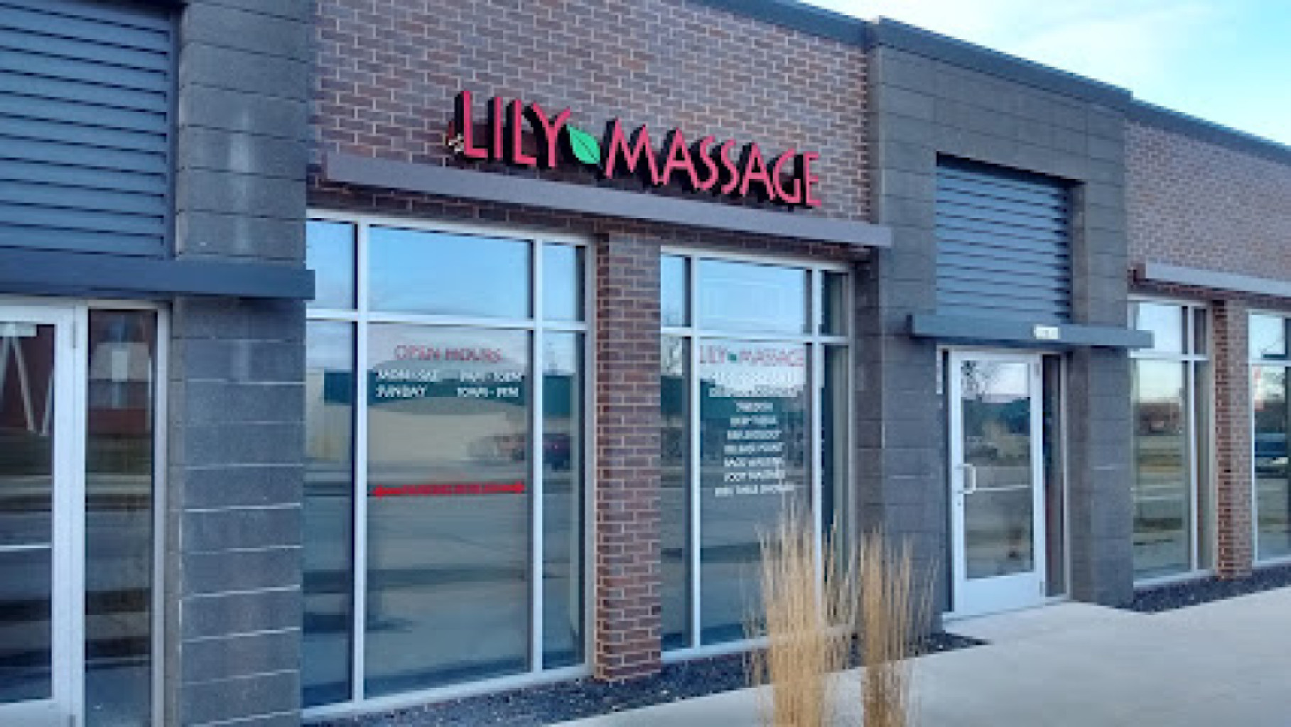 Lily Massage photo 1