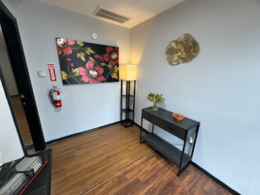 Massage H listing photo