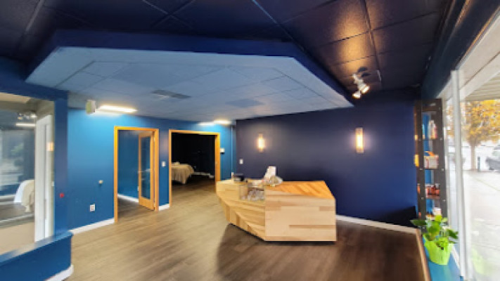 8 spa listing photo