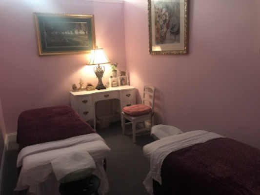 Relax Spa listing photo