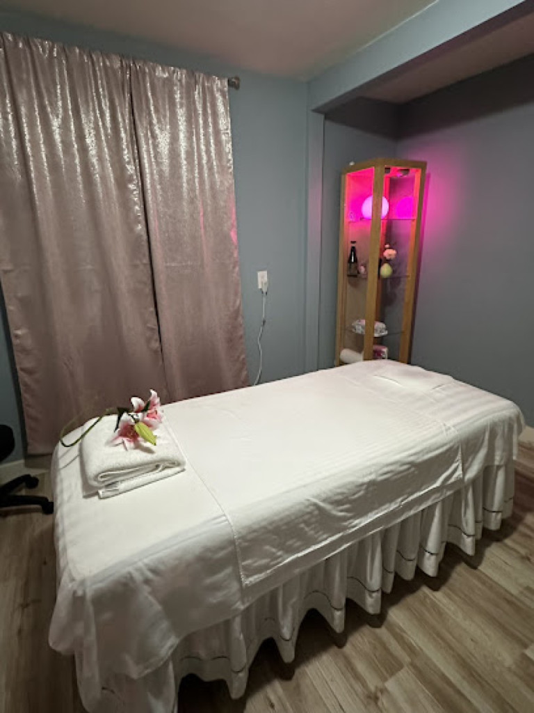 Q massage photo 1