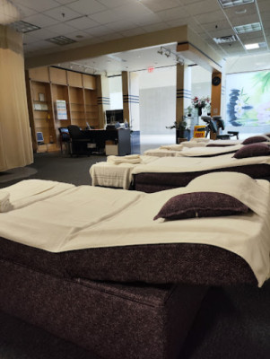 Happy Feet Salon listing photo