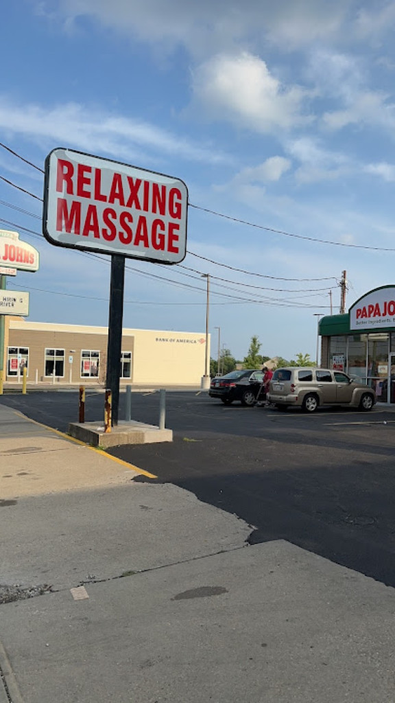 Relaxing Massage photo 1