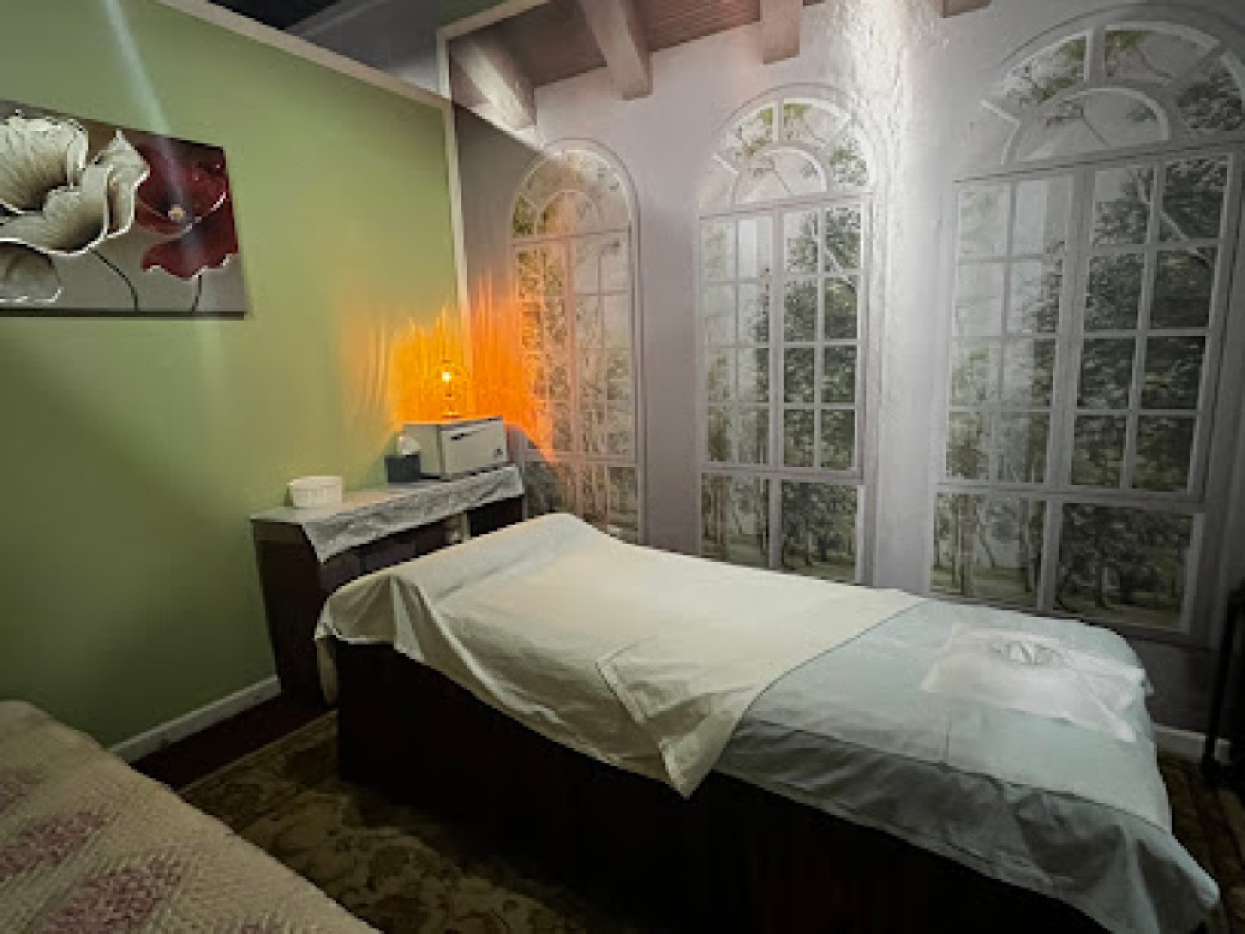 Hot Massage photo 1