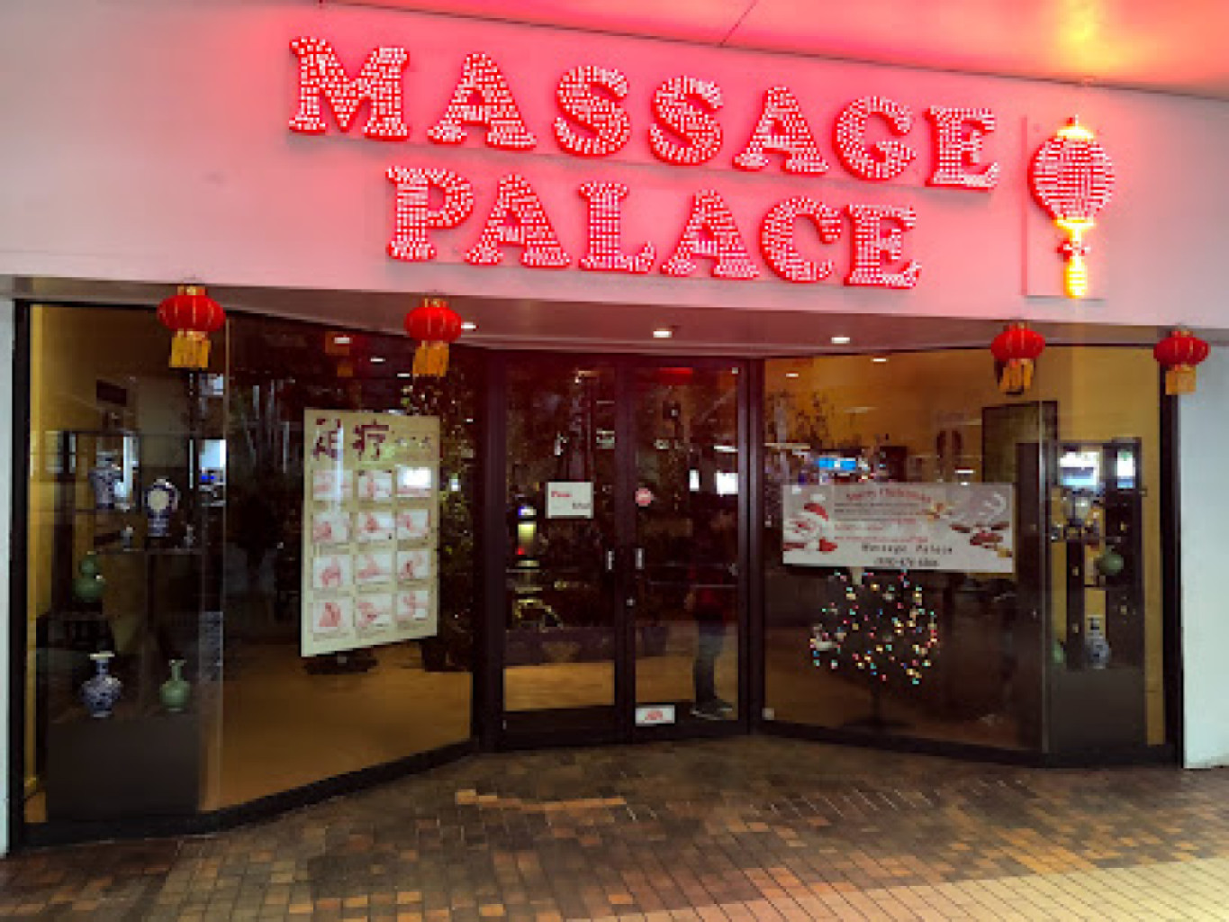 Massage Palace photo 1