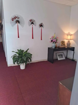 Lucky Spa listing photo