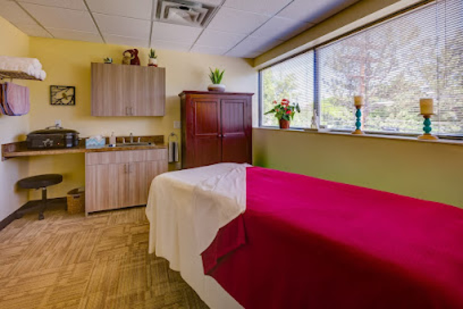 Saunders Massage Therapy photo 1