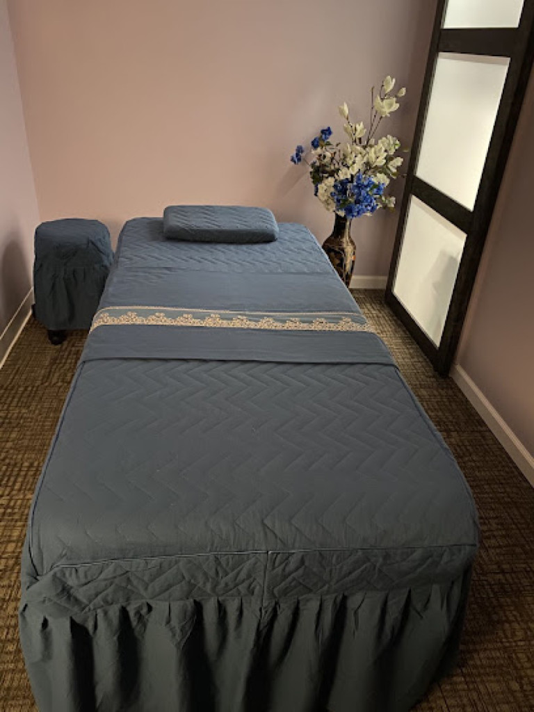 Asian Massage photo 1