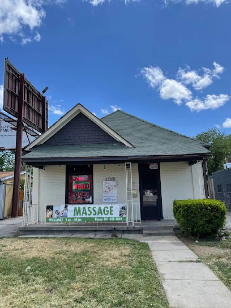 Bliss Massage photo 1