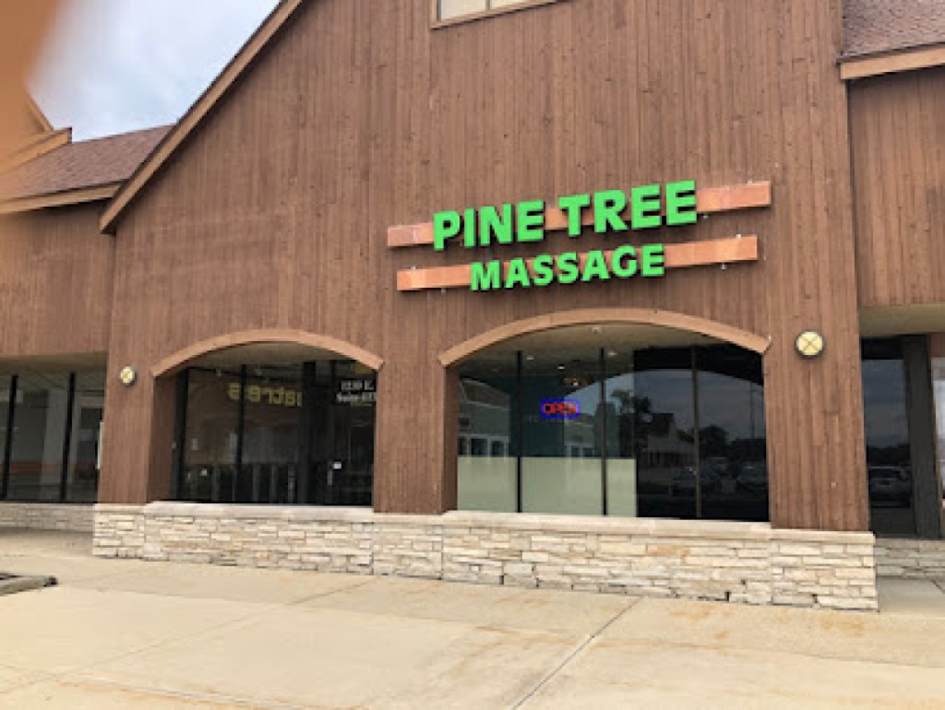 Pine Tree Massage photo 1