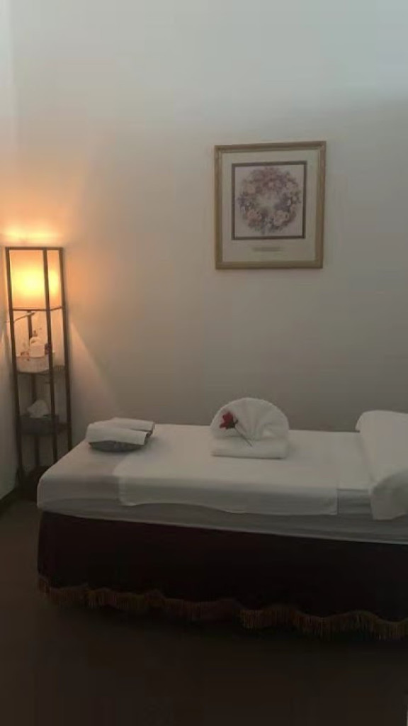 Chinese Pressure Therapy photo 1