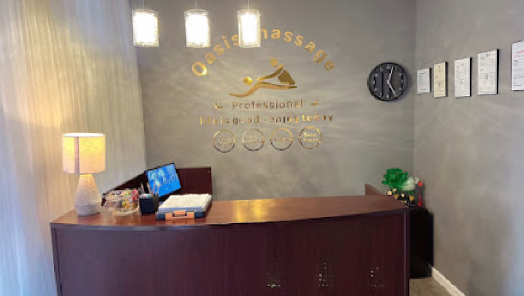 Oasis Massage photo 1