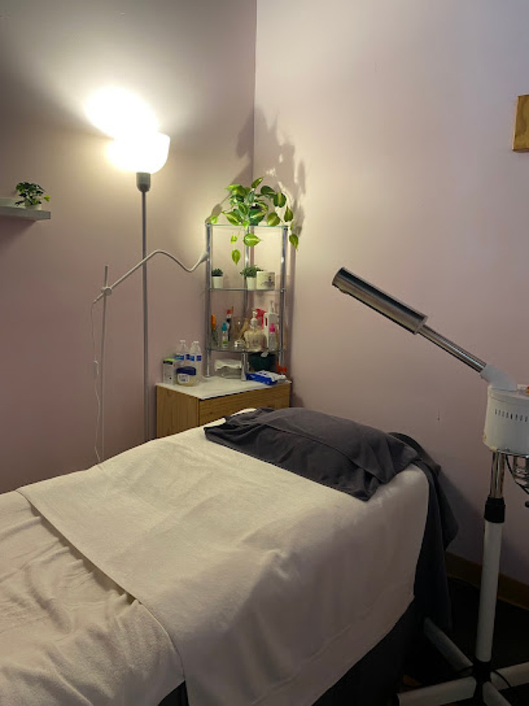 Paradise Unisex Spa photo 1
