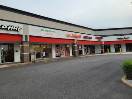 Met Massage listing photo