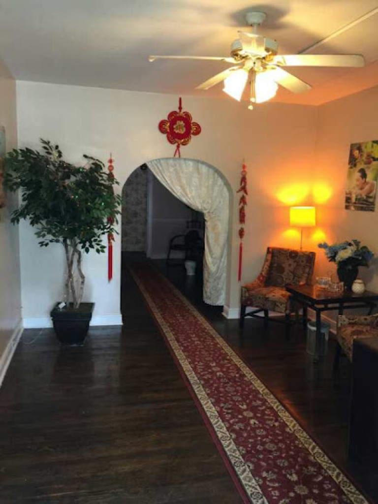 Zhan Hong Massage photo 1