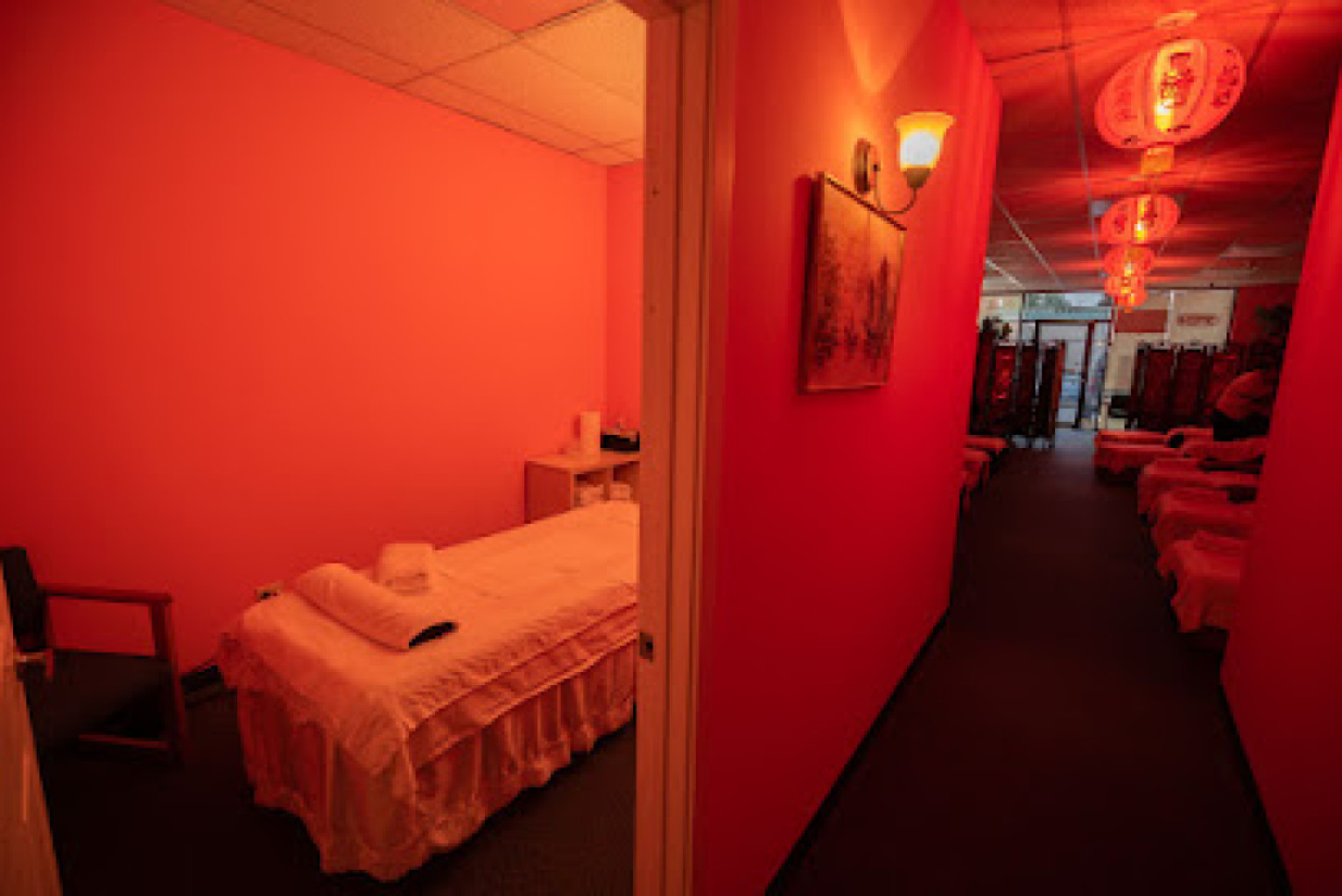 Jade Massage photo 1