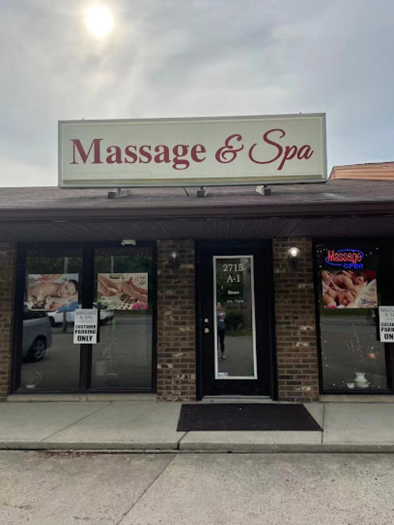 2715 Massage & Spa photo 1