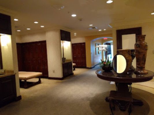 Huntington Beach Day Spa listing photo