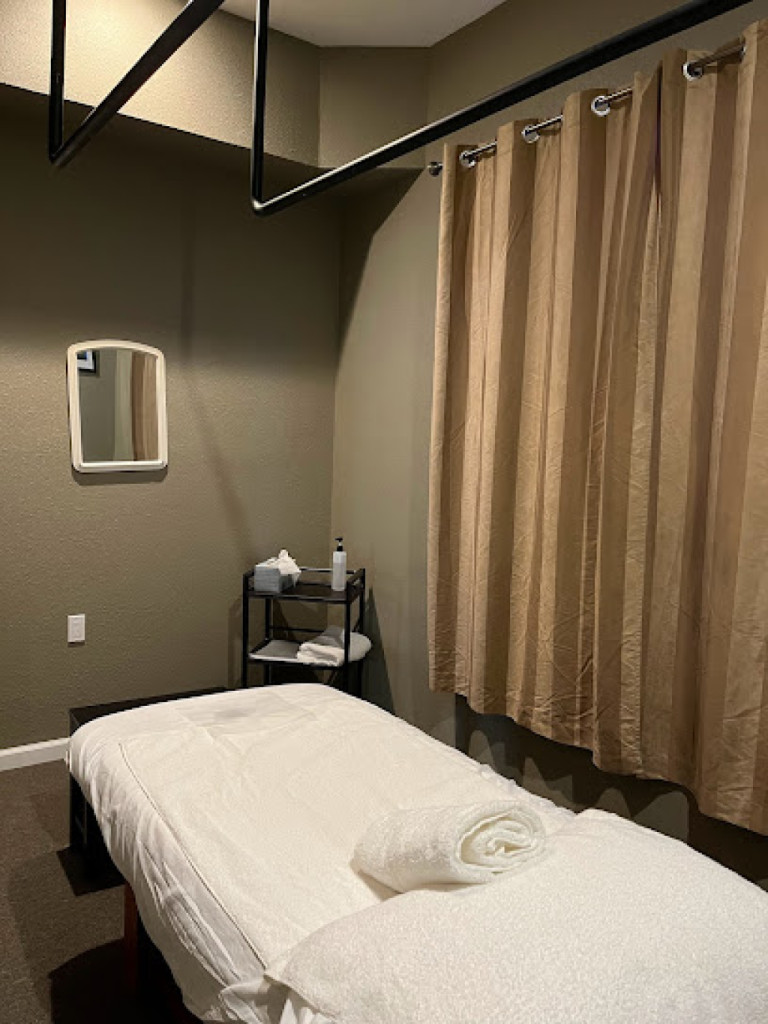 Imperial Court Massage photo 1