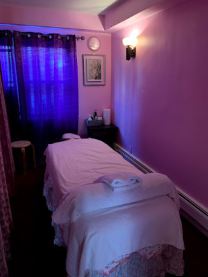 Lucky house foot spa listing photo