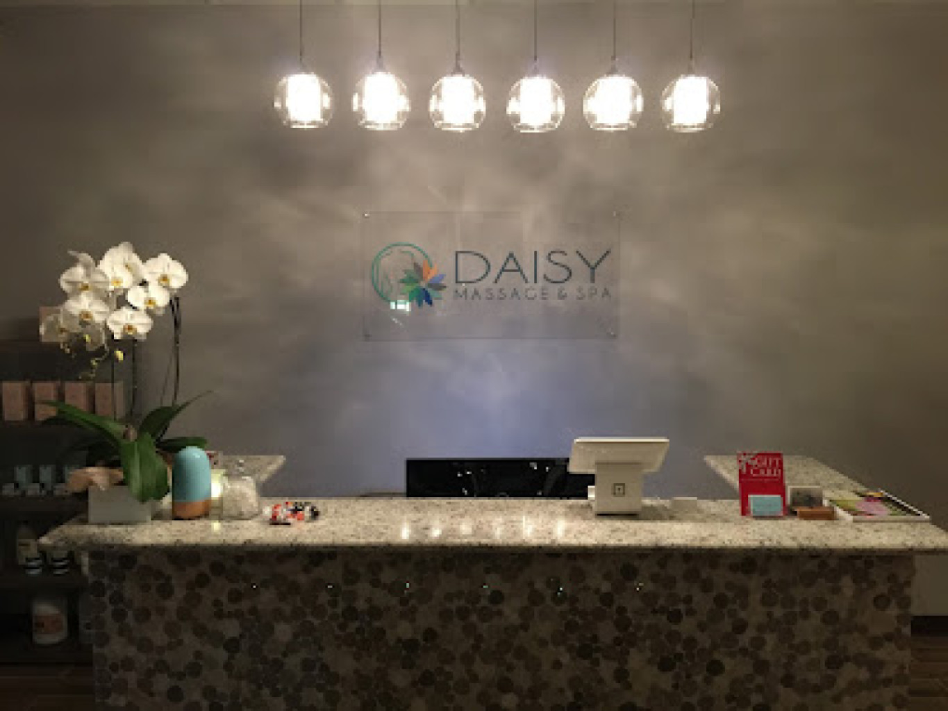 Daisy Massage & Spa photo 1