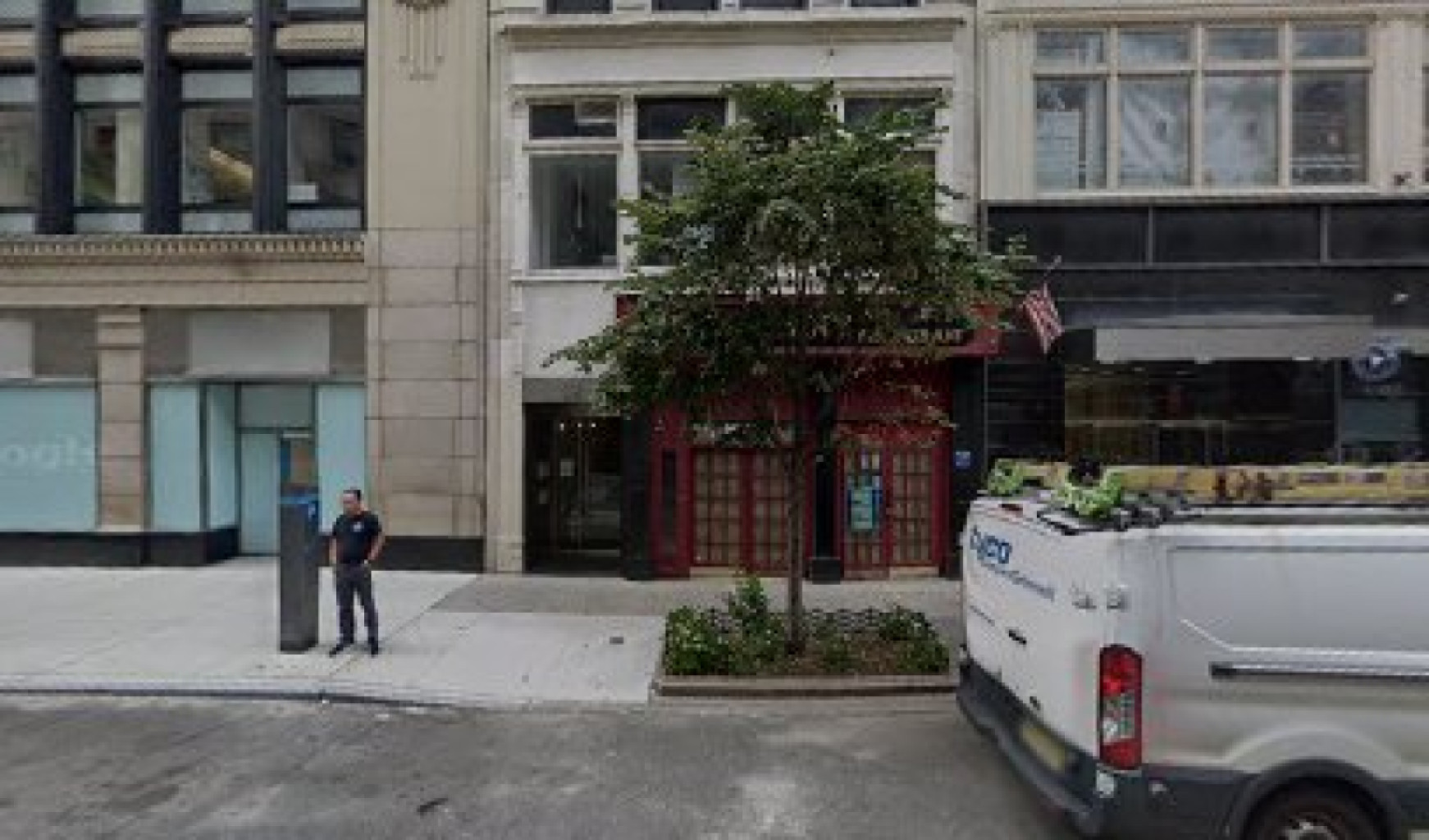 West 33 Spa photo 1