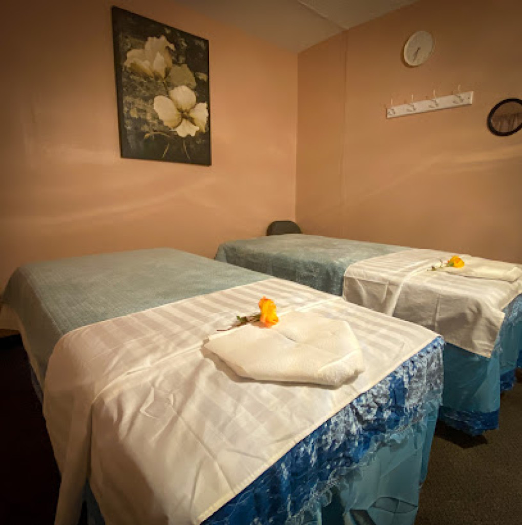 Massage 4 U photo 1