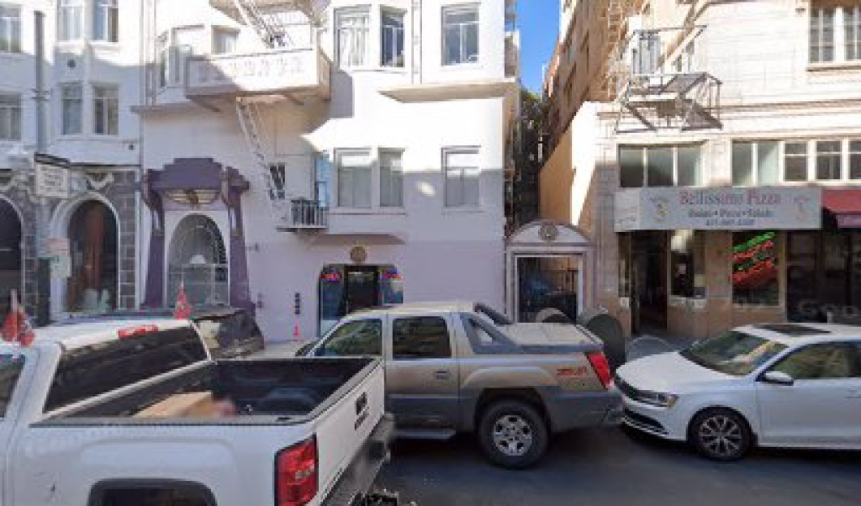 Pink House photo 1