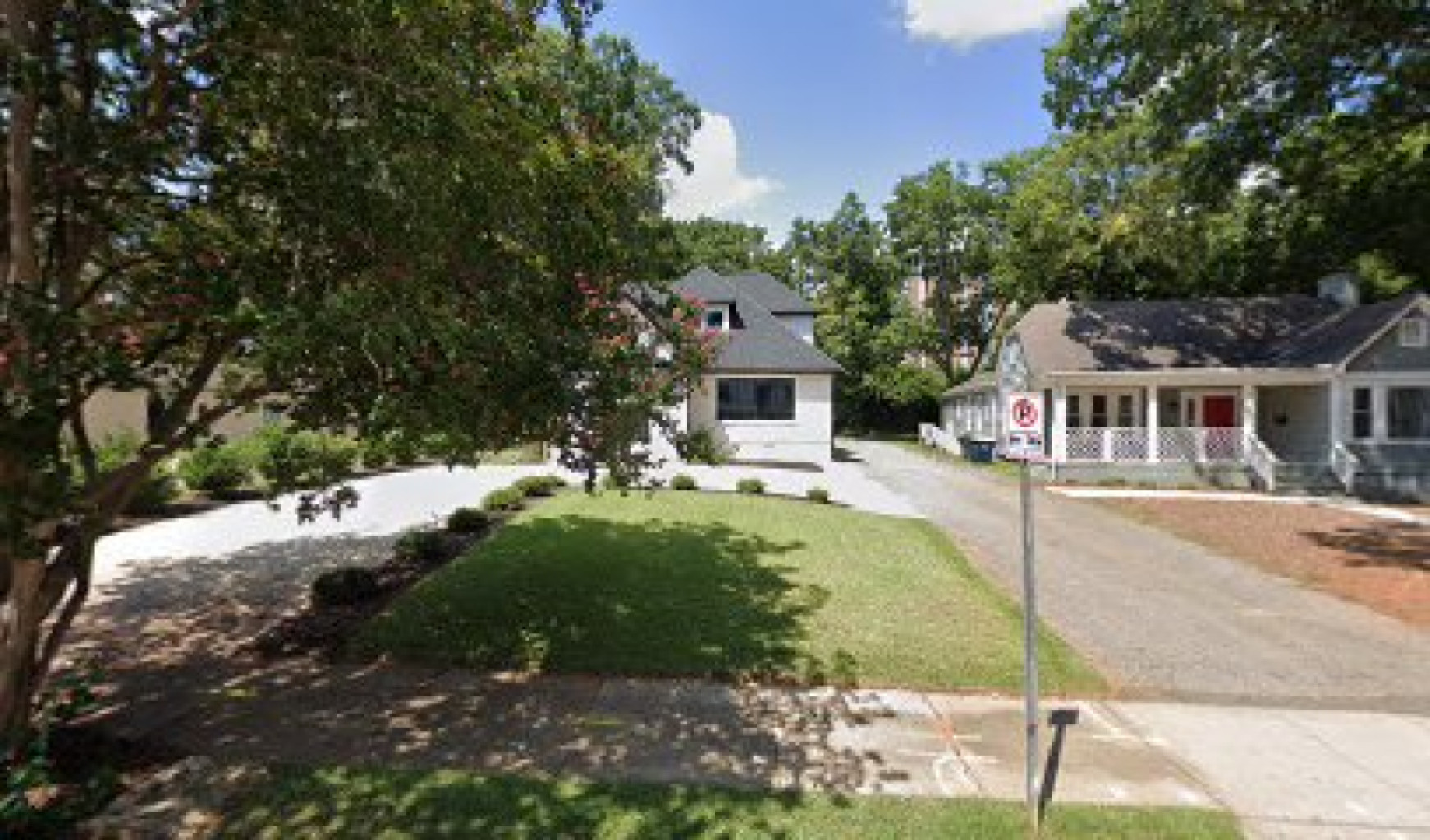 1101 Spa photo 1