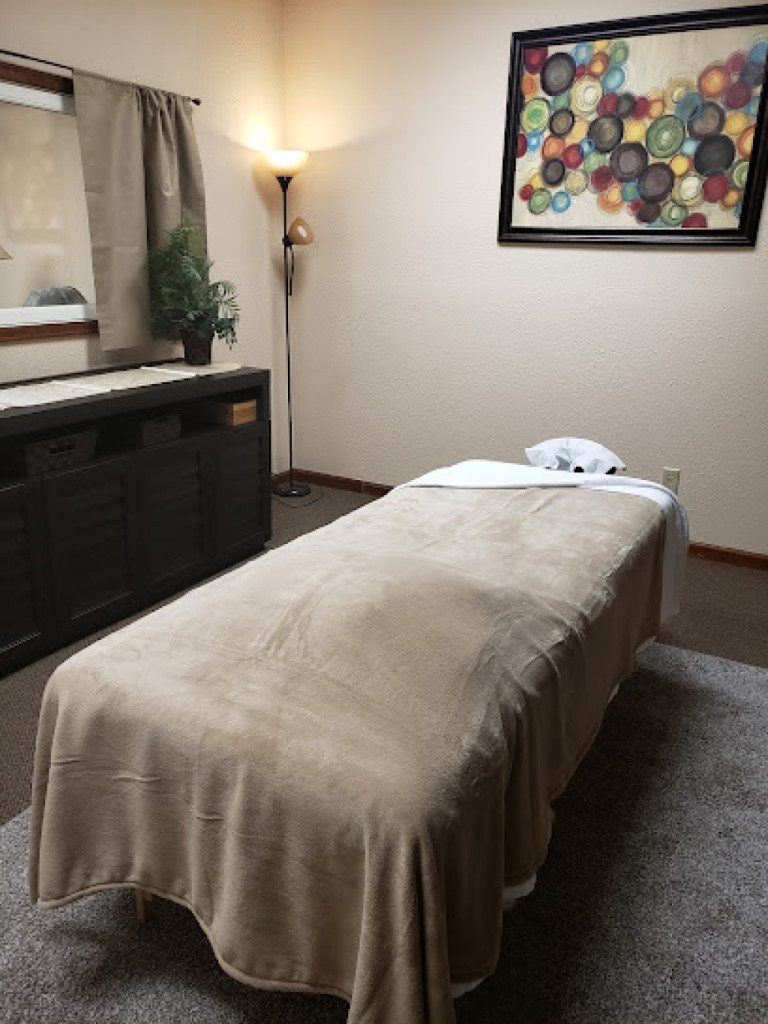 Acupuncture & Massage Healingmore photo 1