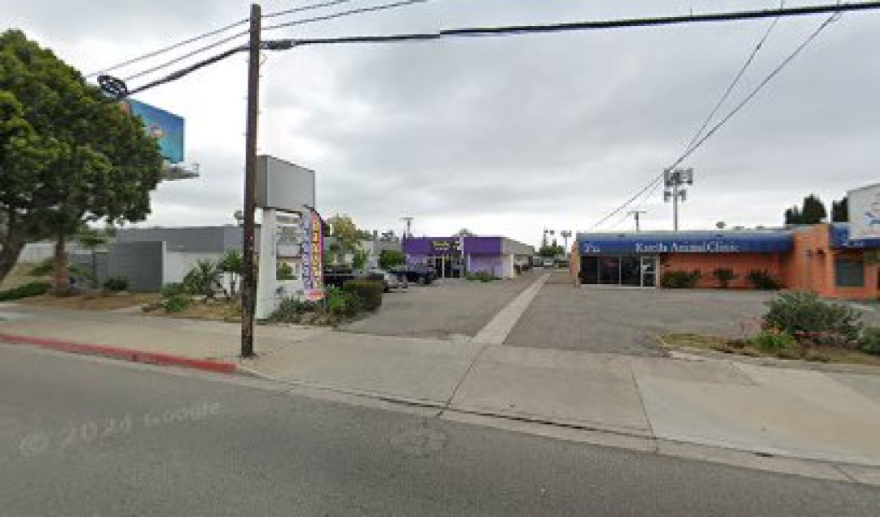 Far Chiro Med Clinic photo 1