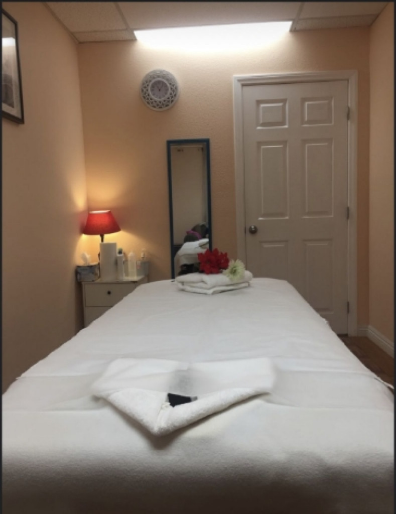 ELF Massage Spa photo 1