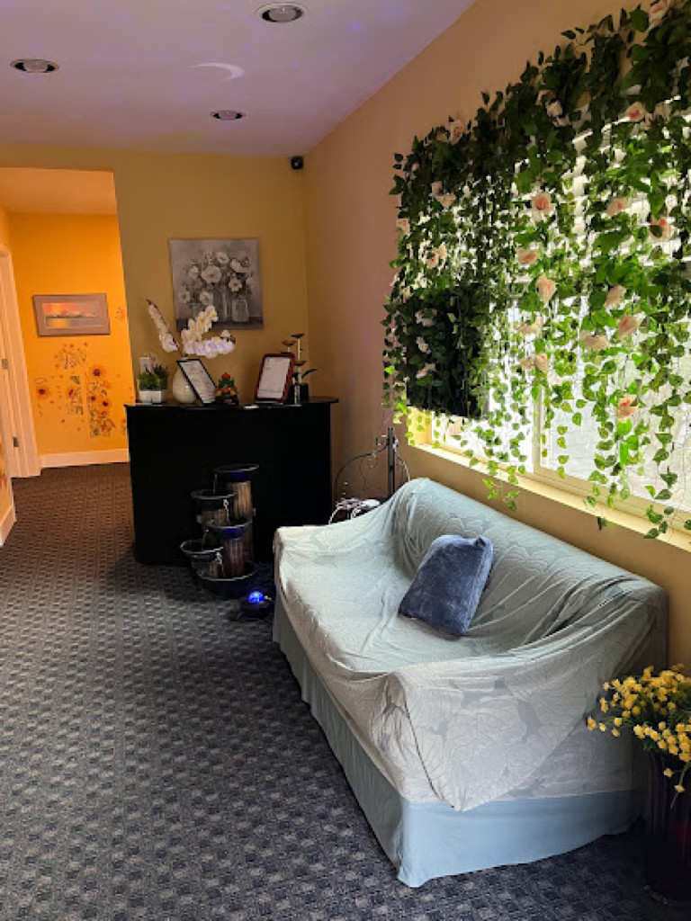 Evergreen Massage photo 1