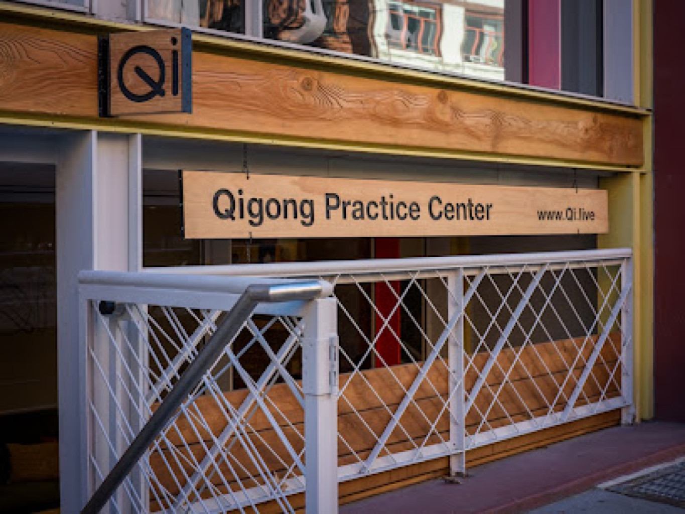 Kai Feng Shiatsu. Qi Gong Master photo 1