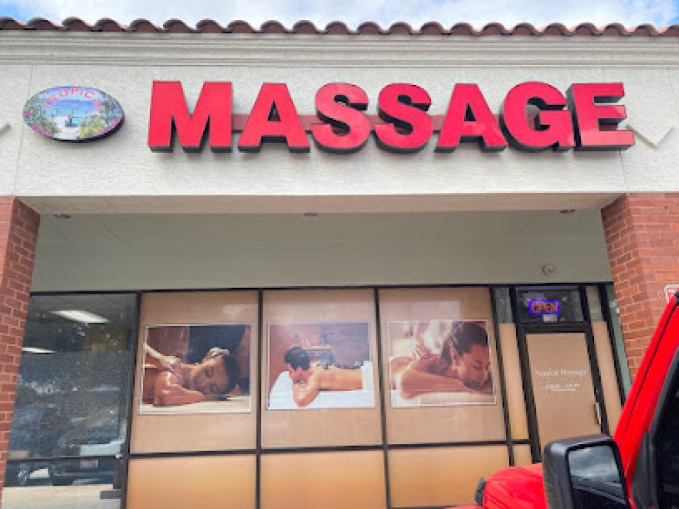 Tropical Massage photo 1